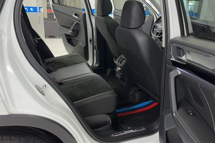 Used Volkswagen Tayron 2020 380TSI Four-Wheel Drive Luxury Connect Pro Edition Interior 1