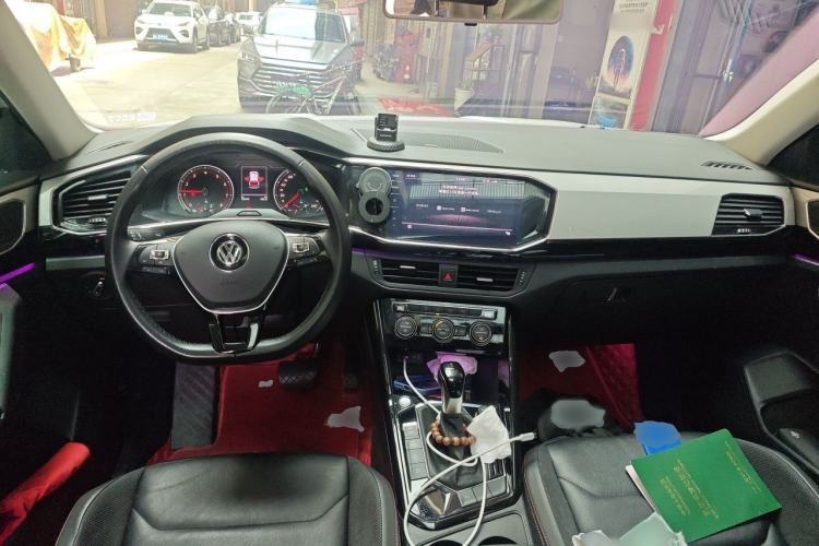 Used Volkswagen Tayron 2020 280TSI Two-Wheel Drive Luxury Connect Edition Interior 2