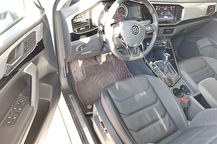 Used Volkswagen Tayron 2020 330TSI Two-Wheel Drive Luxury Smart Connectivity Version Interior 3
