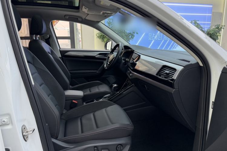 Used Volkswagen Tayron 2020 330TSI Two-Wheel Drive Luxury Smart Connectivity Version Interior 3