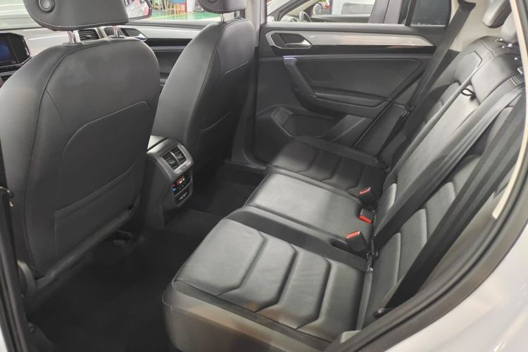 Used Volkswagen Tayron 2020 330TSI Two-Wheel Drive Luxury Smart Connectivity Version Interior 3