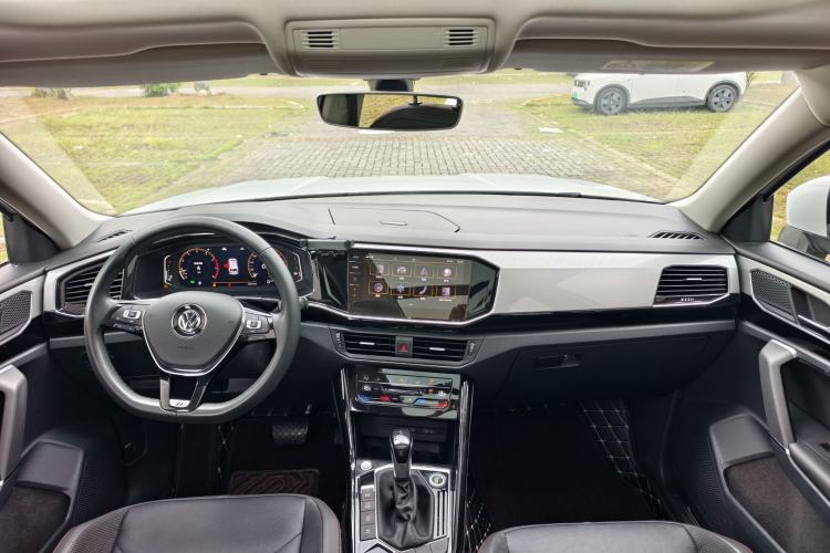 Used Volkswagen Tayron 2020 330TSI Two-Wheel Drive Luxury Smart Connectivity Version Interior 3
