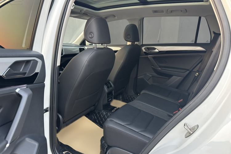Used Volkswagen Tayron 2020 330TSI Two-Wheel Drive Luxury Smart Connectivity Version Interior 3