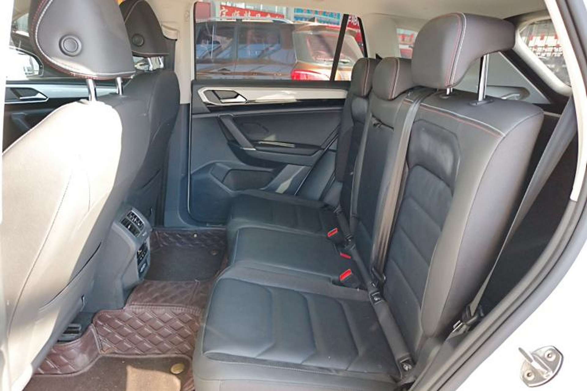 Used Volkswagen Tayron 2020 330TSI Two-Wheel Drive Luxury Smart Connectivity Version Interior 4