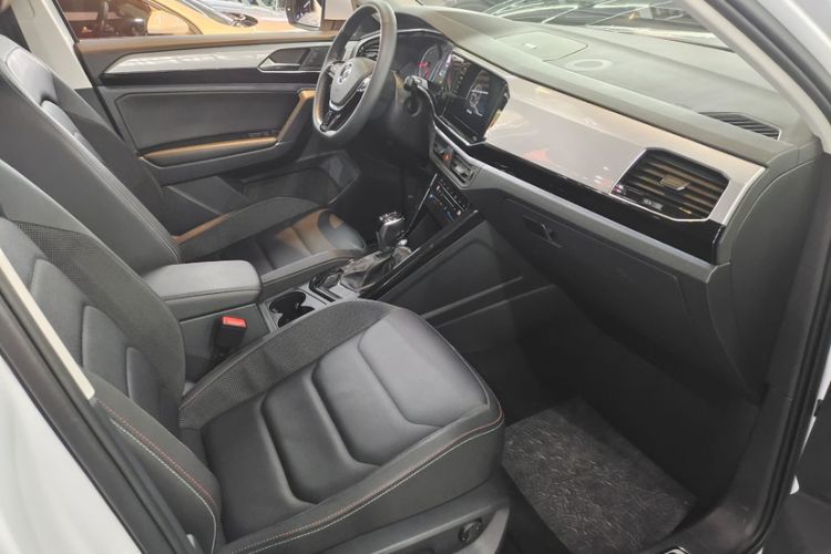 Used Volkswagen Tayron 2020 330TSI Two-Wheel Drive Luxury Smart Connectivity Version Interior 4