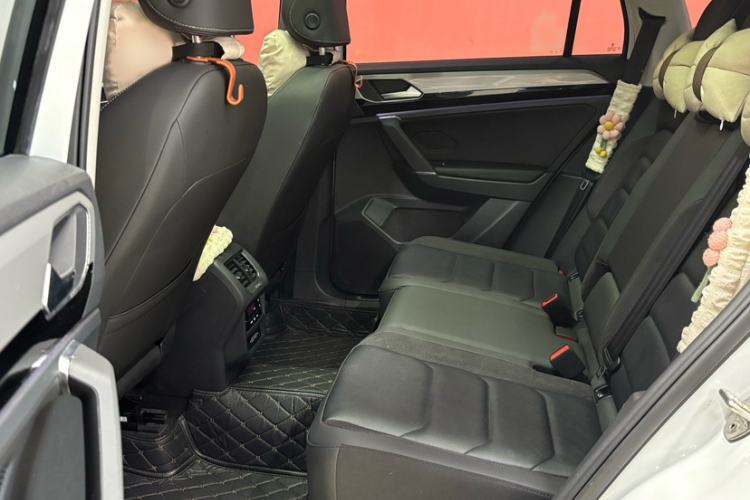 Used Volkswagen Tayron 2020 280TSI Two-Wheel Drive Luxury Connect Edition Interior 5