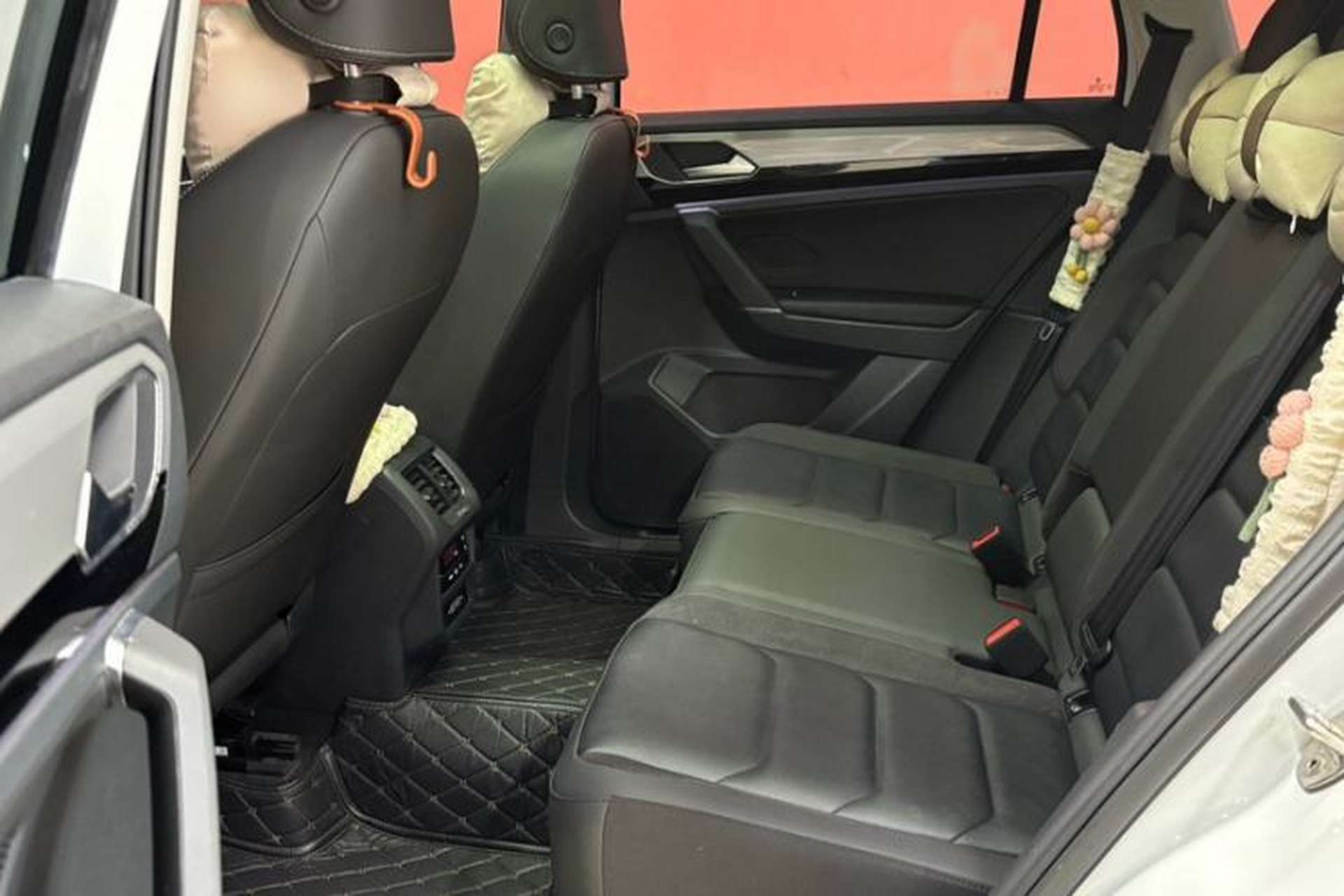 Used Volkswagen Tayron 2020 280TSI Two-Wheel Drive Luxury Connect Edition Interior 5