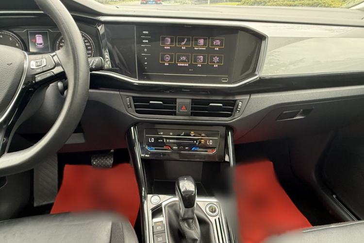 Used Volkswagen Tayron 2020 280TSI Two-Wheel Drive Luxury Connect Edition Interior 5