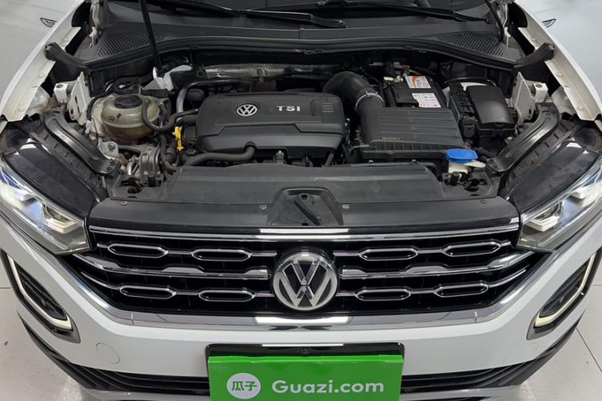 Used Volkswagen Tayron 2020 380TSI Four-Wheel Drive Luxury Connect Pro Edition Interior 7
