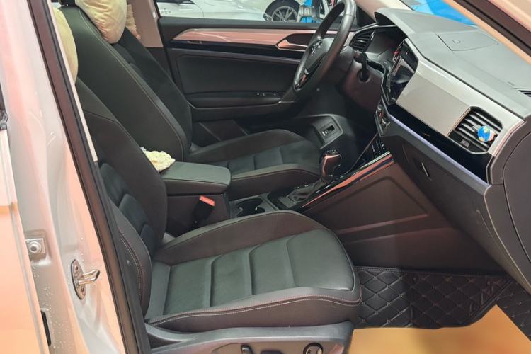 Used Volkswagen Tayron 2020 280TSI Two-Wheel Drive Luxury Connect Edition Interior 7