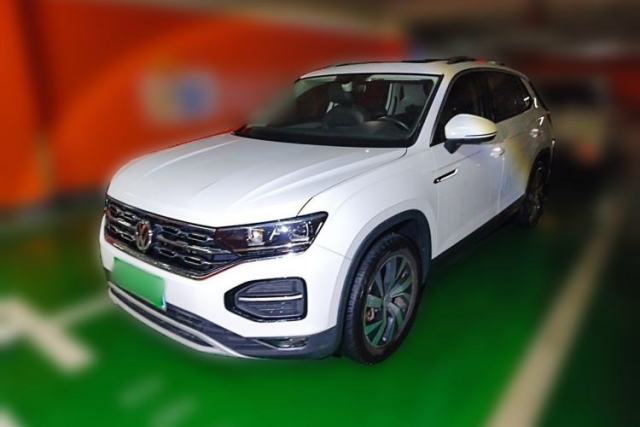 Ojetý Volkswagen Tayron 2020 330TSI Two-Wheel Drive Luxury Smart Connectivity Version