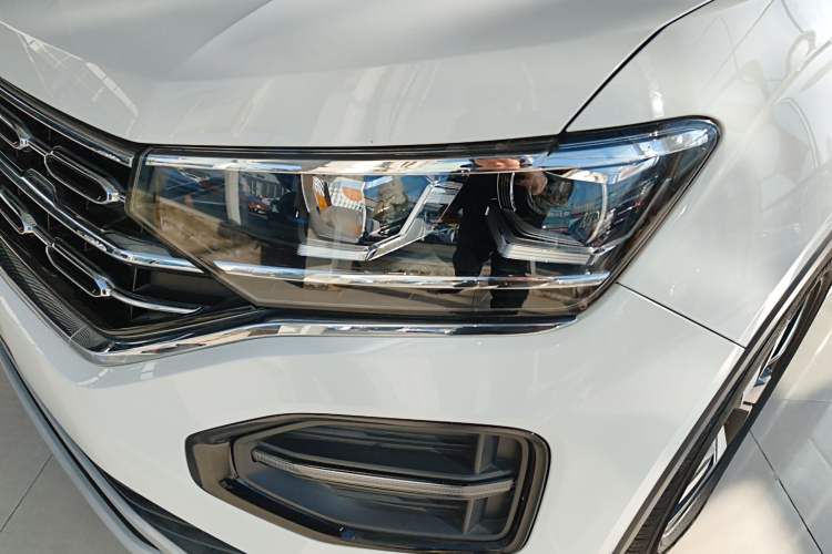 Used Volkswagen Tayron 2020 330TSI Two-Wheel Drive Luxury Smart Connectivity Version Left Front Headlight