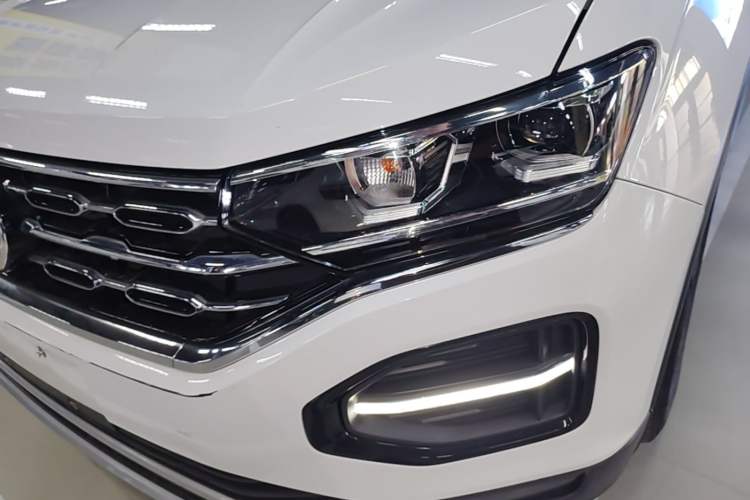 Used Volkswagen Tayron 2020 330TSI Two-Wheel Drive Luxury Smart Connectivity Version Left Front Headlight