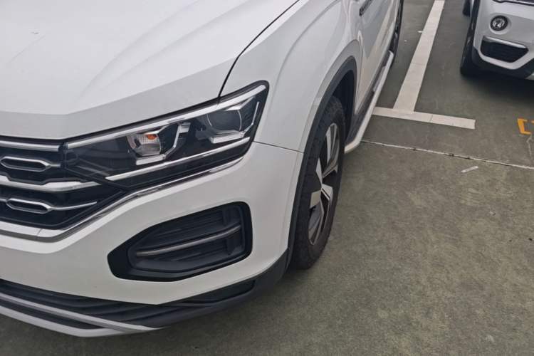 Used Volkswagen Tayron 2020 330TSI Two-Wheel Drive Luxury Smart Connectivity Version Left Front Headlight