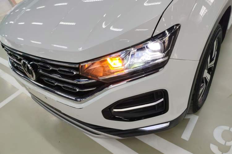 Used Volkswagen Tayron 2020 330TSI Two-Wheel Drive Luxury Smart Connectivity Version Left Front Headlight