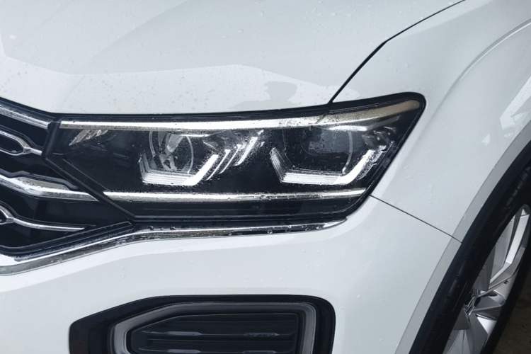 Used Volkswagen Tayron 2020 330TSI Two-Wheel Drive Luxury Connected Pro Edition Left Front Headlight