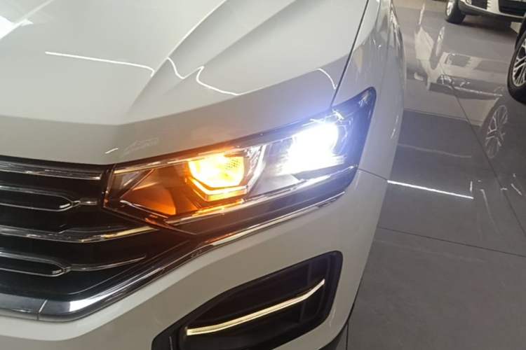 Used Volkswagen Tayron 2020 330TSI Two-Wheel Drive Luxury Smart Connectivity Version Left Front Headlight