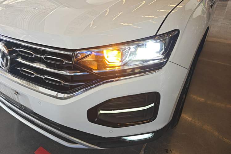 Used Volkswagen Tayron 2020 330TSI Two-Wheel Drive Luxury Smart Connectivity Version Left Front Headlight