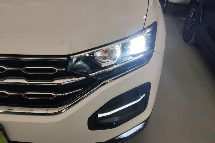 Used Volkswagen Tayron 2020 330TSI Two-Wheel Drive Luxury Smart Connectivity Version Left Front Headlight