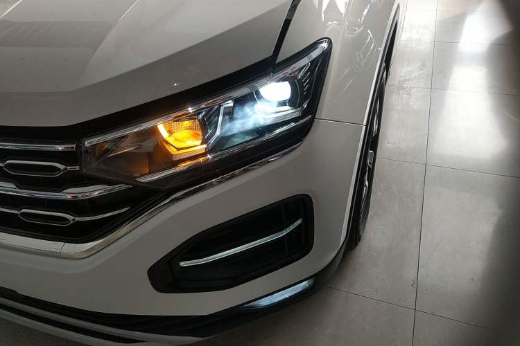 Used Volkswagen Tayron 2020 330TSI Two-Wheel Drive Luxury Smart Connectivity Version Left Front Headlight