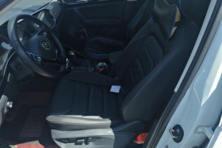 Used Volkswagen Tayron 2020 330TSI Two-Wheel Drive Luxury Smart Connectivity Version Left Front Seat