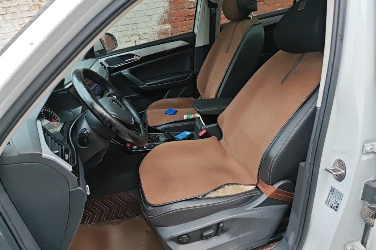 Used Volkswagen Tayron 2020 330TSI Two-Wheel Drive Luxury Connected Pro Edition Left Front Seat
