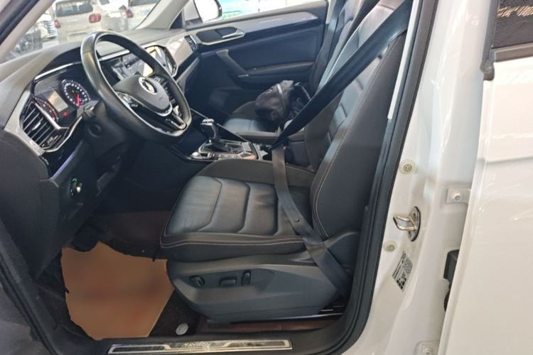 Used Volkswagen Tayron 2020 330TSI Two-Wheel Drive Luxury Smart Connectivity Version Left Front Seat