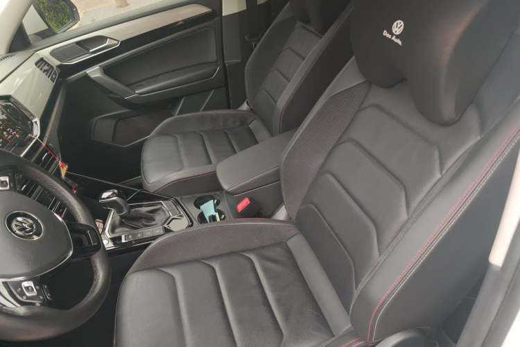 Used Volkswagen Tayron 2020 280TSI Two-Wheel Drive Luxury Connect Edition Left Front Seat