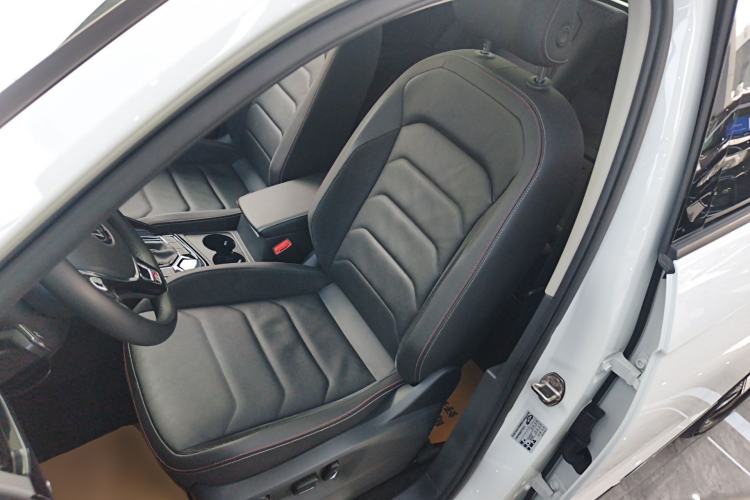 Used Volkswagen Tayron 2020 330TSI Two-Wheel Drive Luxury Smart Connectivity Version Left Front Seat