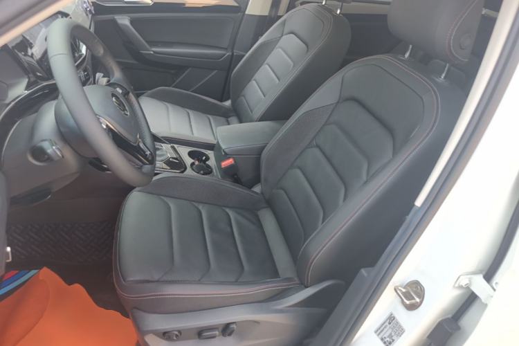 Used Volkswagen Tayron 2020 330TSI Two-Wheel Drive Luxury Smart Connectivity Version Left Front Seat