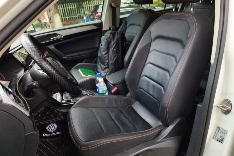 Used Volkswagen Tayron 2020 330TSI Two-Wheel Drive Luxury Smart Connectivity Version Left Front Seat