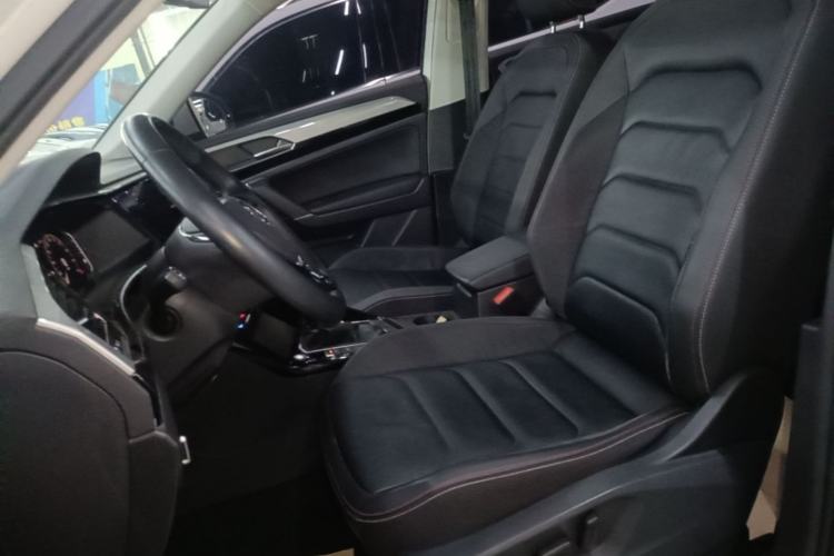 Used Volkswagen Tayron 2020 330TSI Two-Wheel Drive Luxury Smart Connectivity Version Left Front Seat