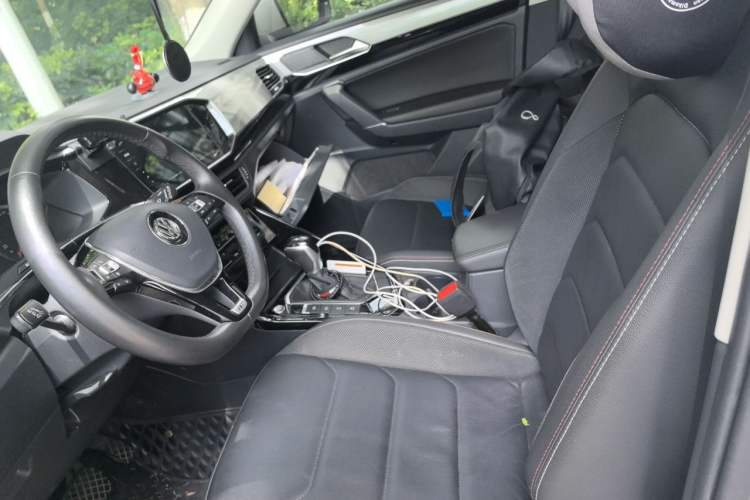 Used Volkswagen Tayron 2020 330TSI Two-Wheel Drive Luxury Smart Connectivity Version Left Front Seat