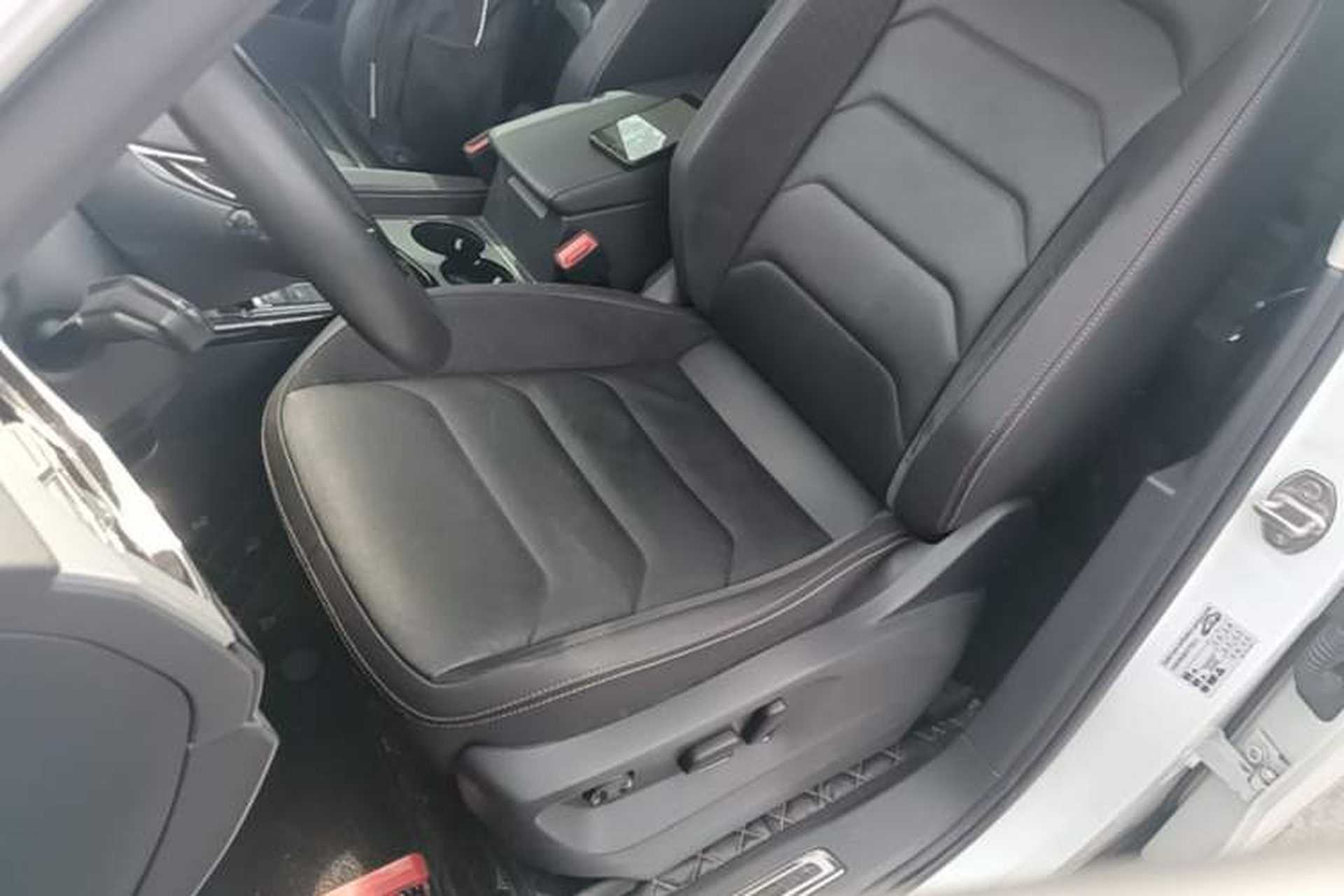 Used Volkswagen Tayron 2020 330TSI Two-Wheel Drive Luxury Smart Connectivity Version Left Front Seat