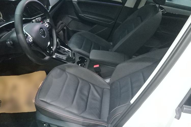 Used Volkswagen Tayron 2020 330TSI Two-Wheel Drive Luxury Smart Connectivity Version Left Front Seat