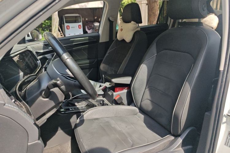 Used Volkswagen Tayron 2020 330TSI Two-Wheel Drive Luxury Connected Pro Edition Left Front Seat