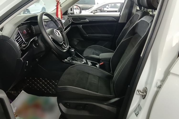 Used Volkswagen Tayron 2020 330TSI Two-Wheel Drive Luxury Connected Pro Edition Left Front Seat