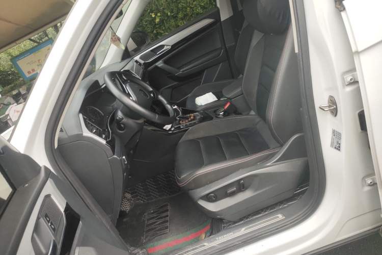 Used Volkswagen Tayron 2020 330TSI Two-Wheel Drive Luxury Smart Connectivity Version Left Front Seat