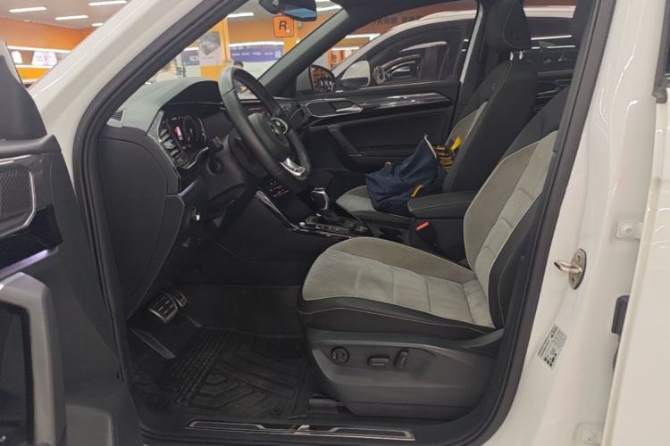 Used Volkswagen Tayron 2020 380TSI All-Wheel Drive R-Line Connected Version Left Front Seat