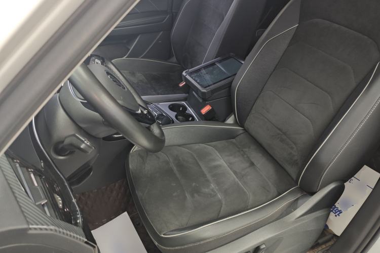 Used Volkswagen Tayron 2020 330TSI Two-Wheel Drive Luxury Connected Pro Edition Left Front Seat