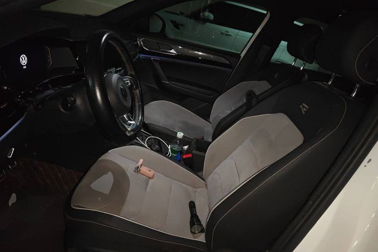 Used Volkswagen Tayron 2020 380TSI All-Wheel Drive R-Line Connected Version Left Front Seat