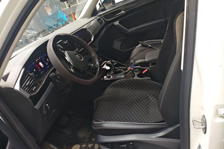 Used Volkswagen Tayron 2020 330TSI Two-Wheel Drive Luxury Connected Pro Edition Left Front Seat