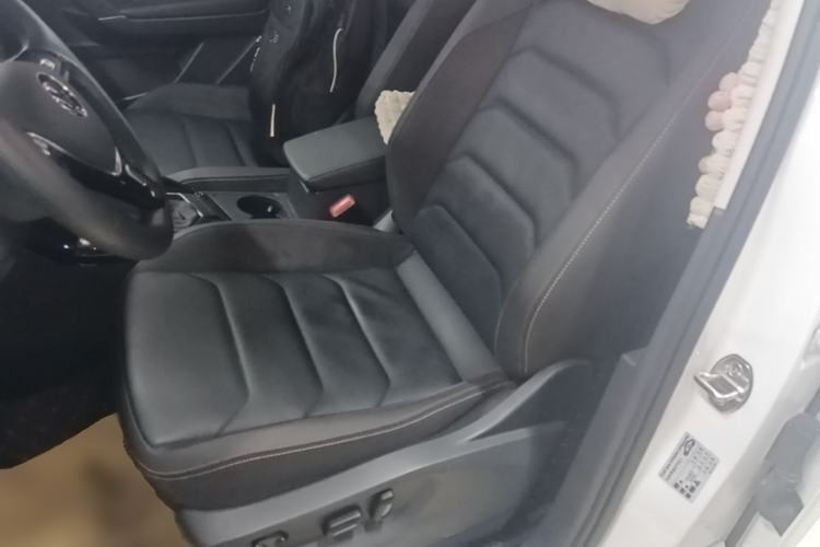 Used Volkswagen Tayron 2020 280TSI Two-Wheel Drive Luxury Connect Edition Left Front Seat