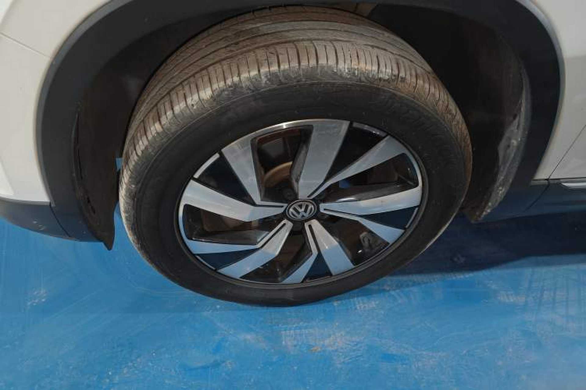 Used Volkswagen Tayron 2020 330TSI Two-Wheel Drive Luxury Smart Connectivity Version Left Front Wheel Hub