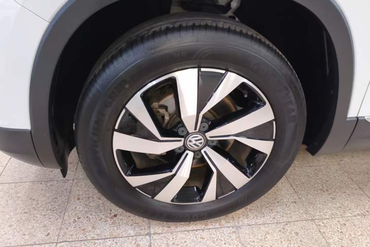 Used Volkswagen Tayron 2020 280TSI Two-Wheel Drive Luxury Connect Edition Left Front Wheel Hub