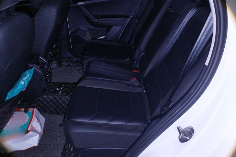 Used Volkswagen Tayron 2020 330TSI Two-Wheel Drive Luxury Smart Connectivity Version Left Rear Seat