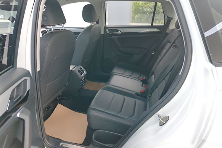 Used Volkswagen Tayron 2020 330TSI Two-Wheel Drive Luxury Smart Connectivity Version Left Rear Seat