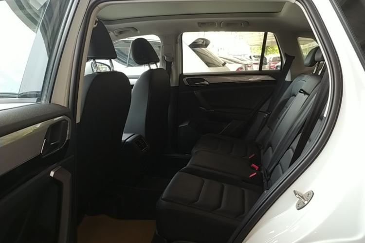 Used Volkswagen Tayron 2020 330TSI Two-Wheel Drive Luxury Smart Connectivity Version Left Rear Seat