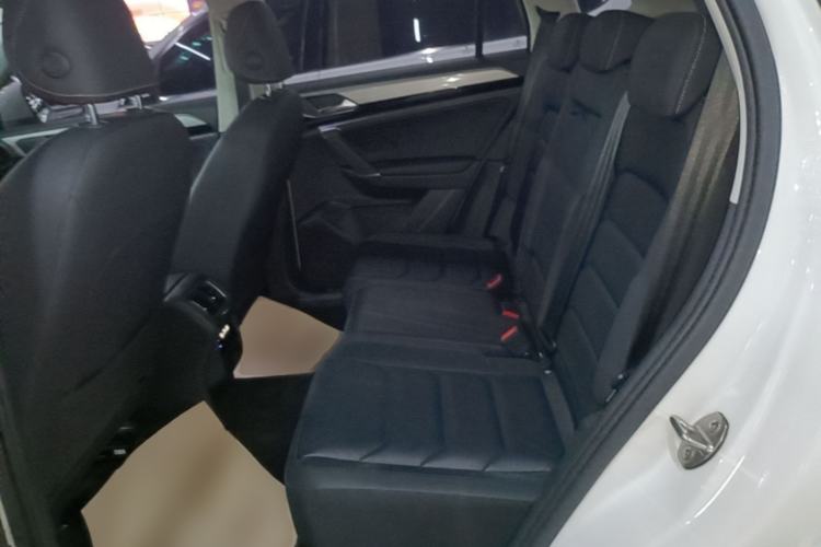 Used Volkswagen Tayron 2020 330TSI Two-Wheel Drive Luxury Smart Connectivity Version Left Rear Seat