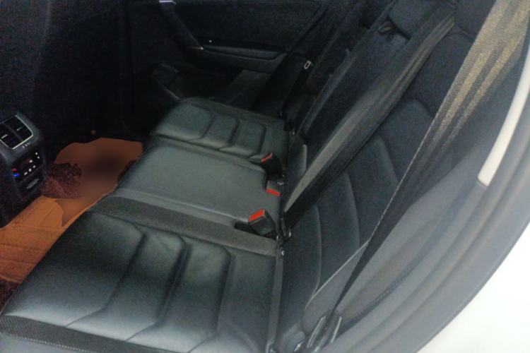 Used Volkswagen Tayron 2020 280TSI Two-Wheel Drive Luxury Connect Edition Left Rear Seat